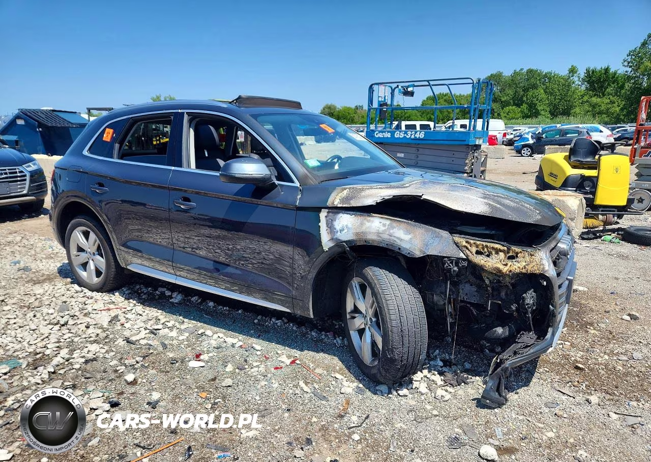 2018 Audi Q5 Premium Plus VIN:WA1BNAFY4J2141120 - 4