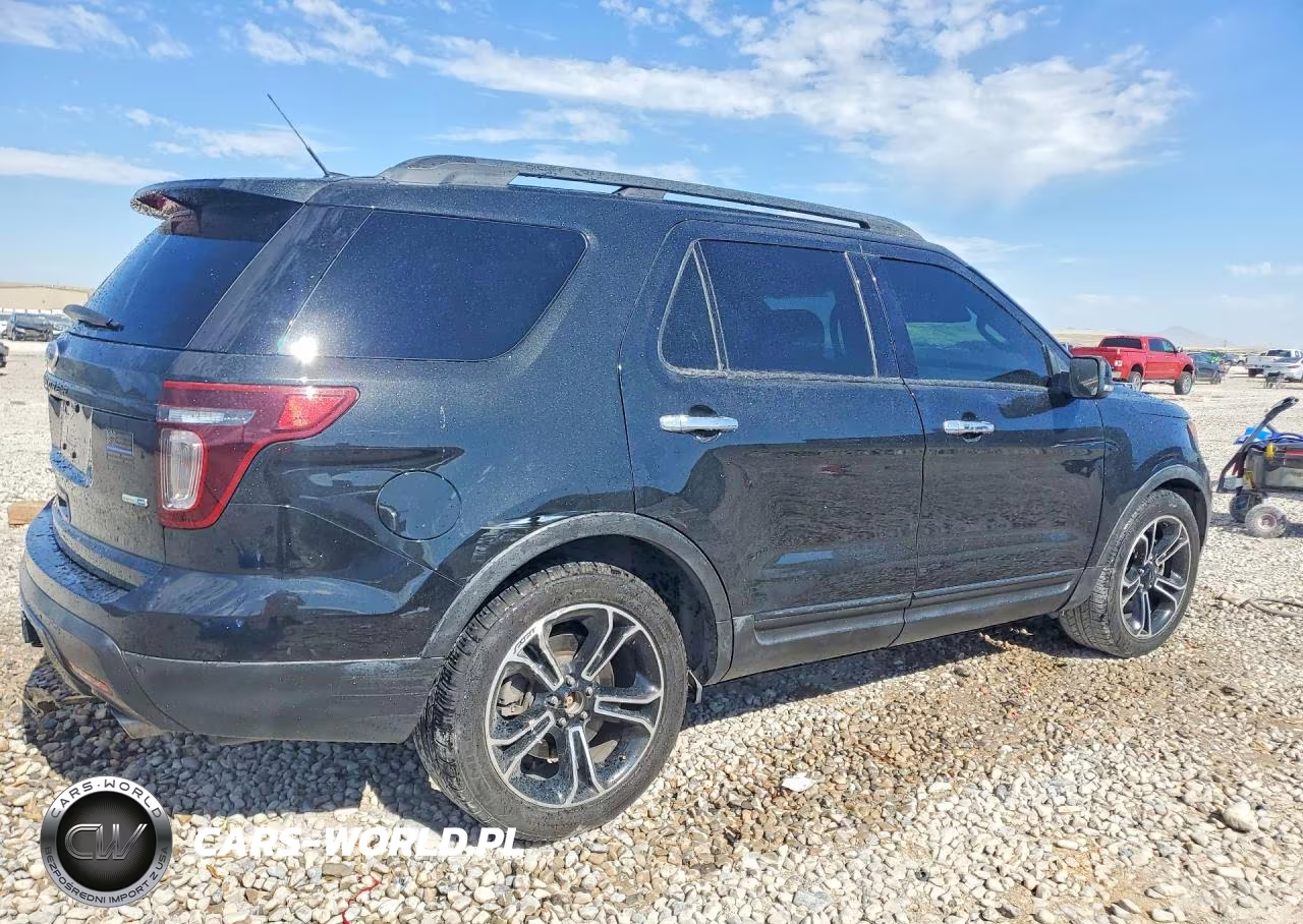 2014 Ford Explorer Sport VIN:1FM5K8GT5EGC47717 - 3