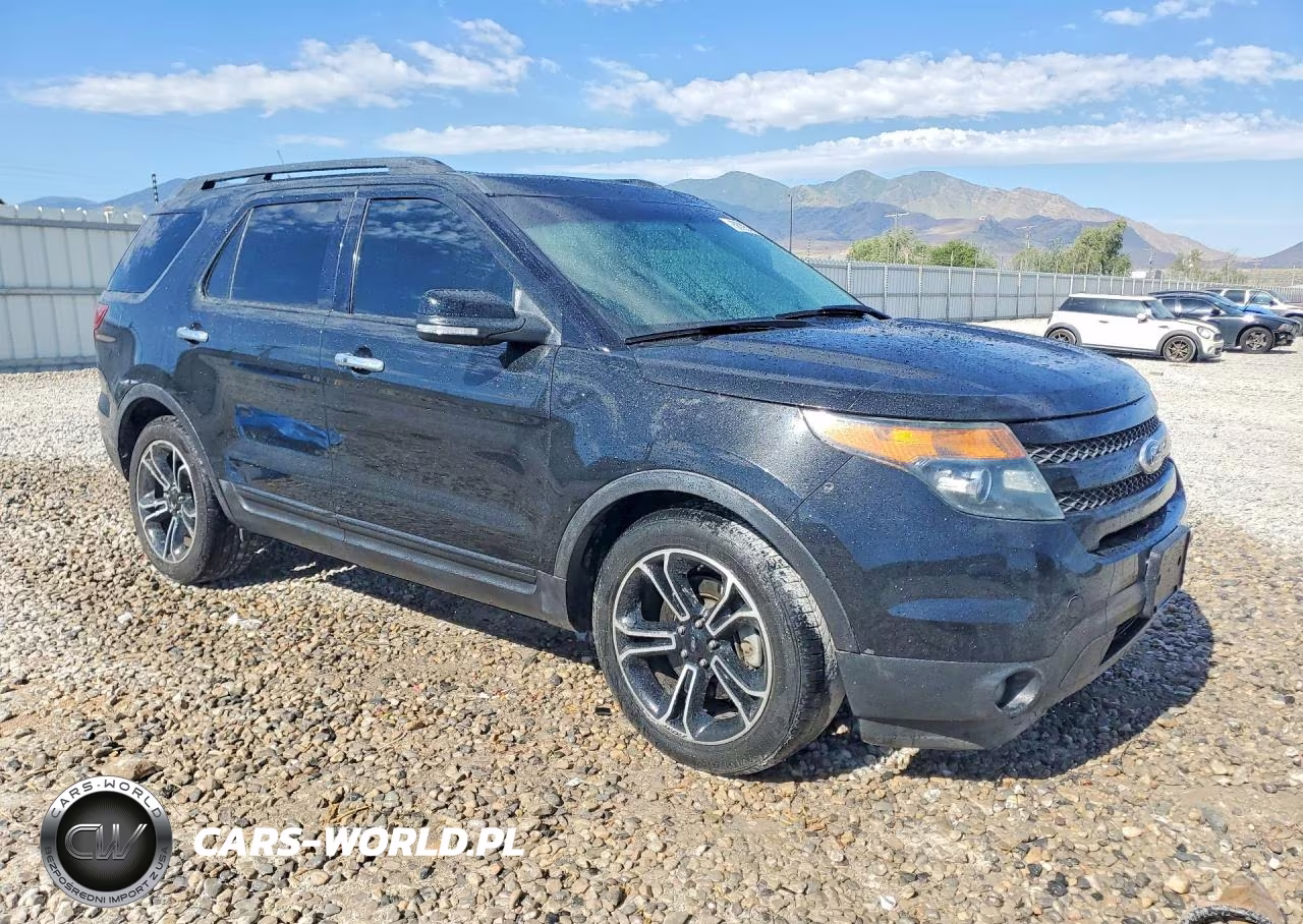 2014 Ford Explorer Sport VIN:1FM5K8GT5EGC47717 - 4