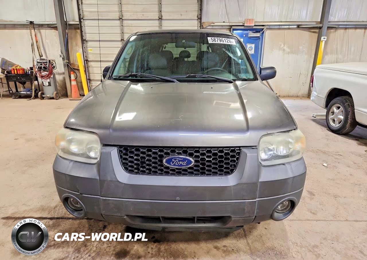2005 Ford Escape Xlt VIN:1FMCU03115DA27113 - 5