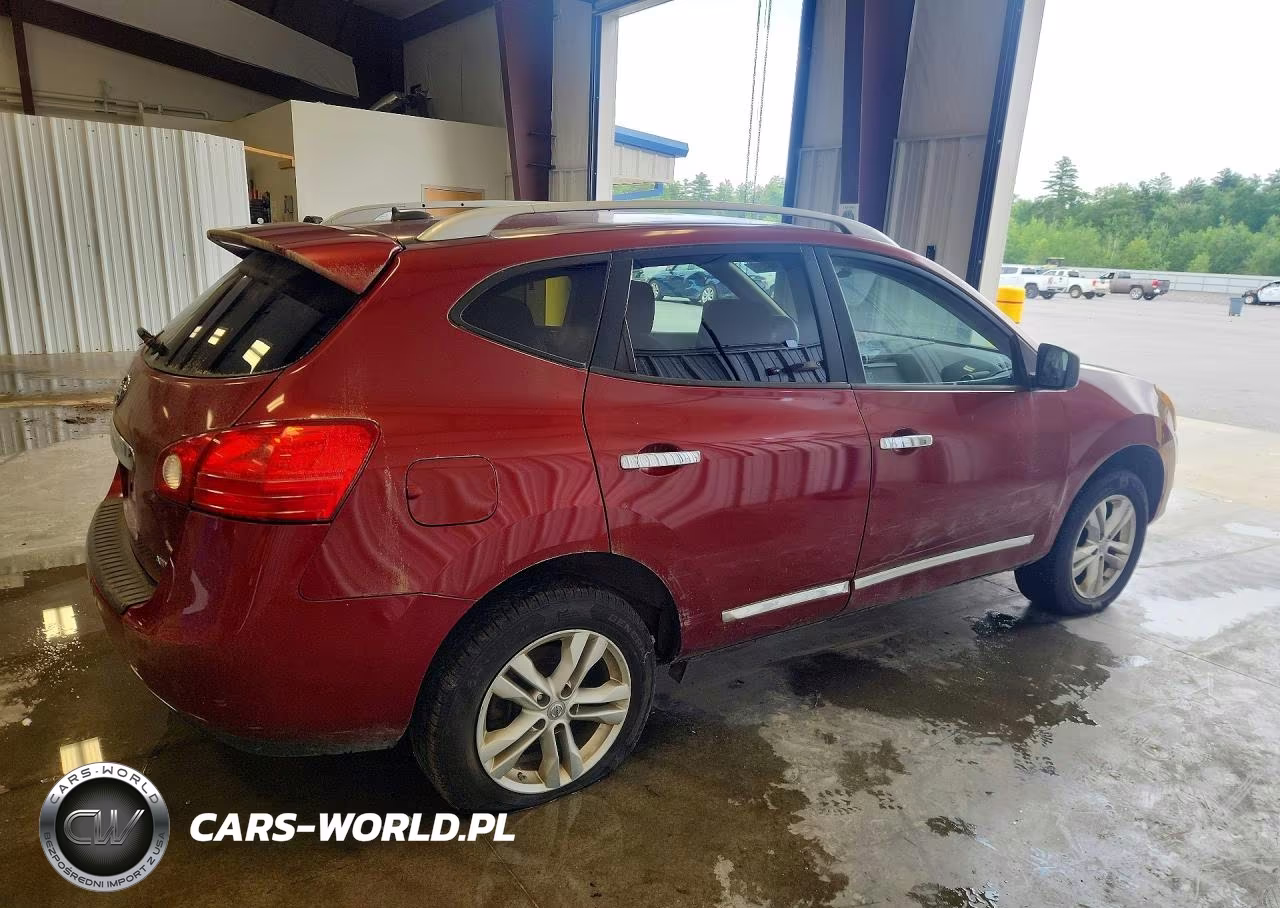 2015 Nissan Rogue Select S VIN:JN8AS5MVXFW750663 - 3