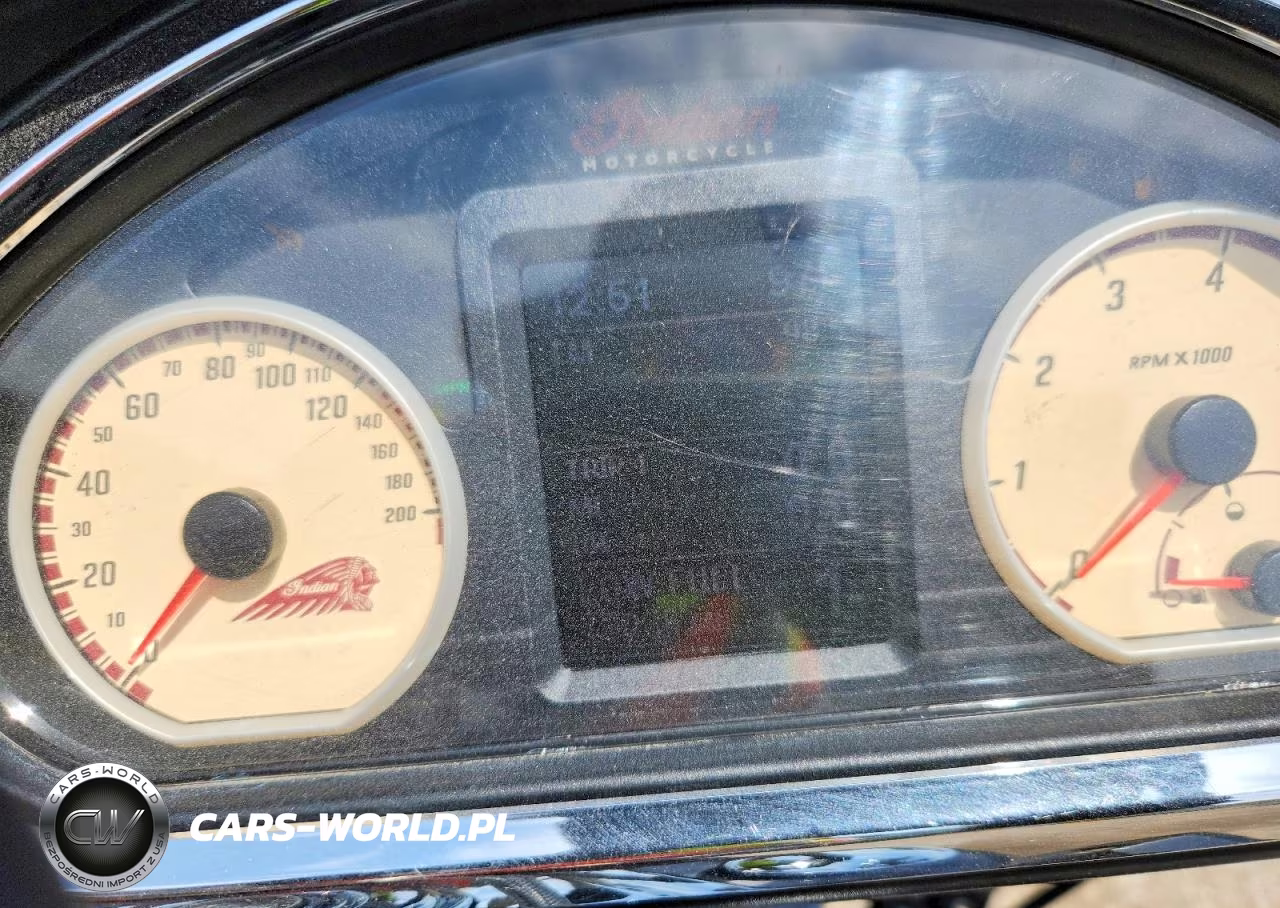 2016 Indian Roadmaster VIN:56KTRAAA0G3337173 - 7