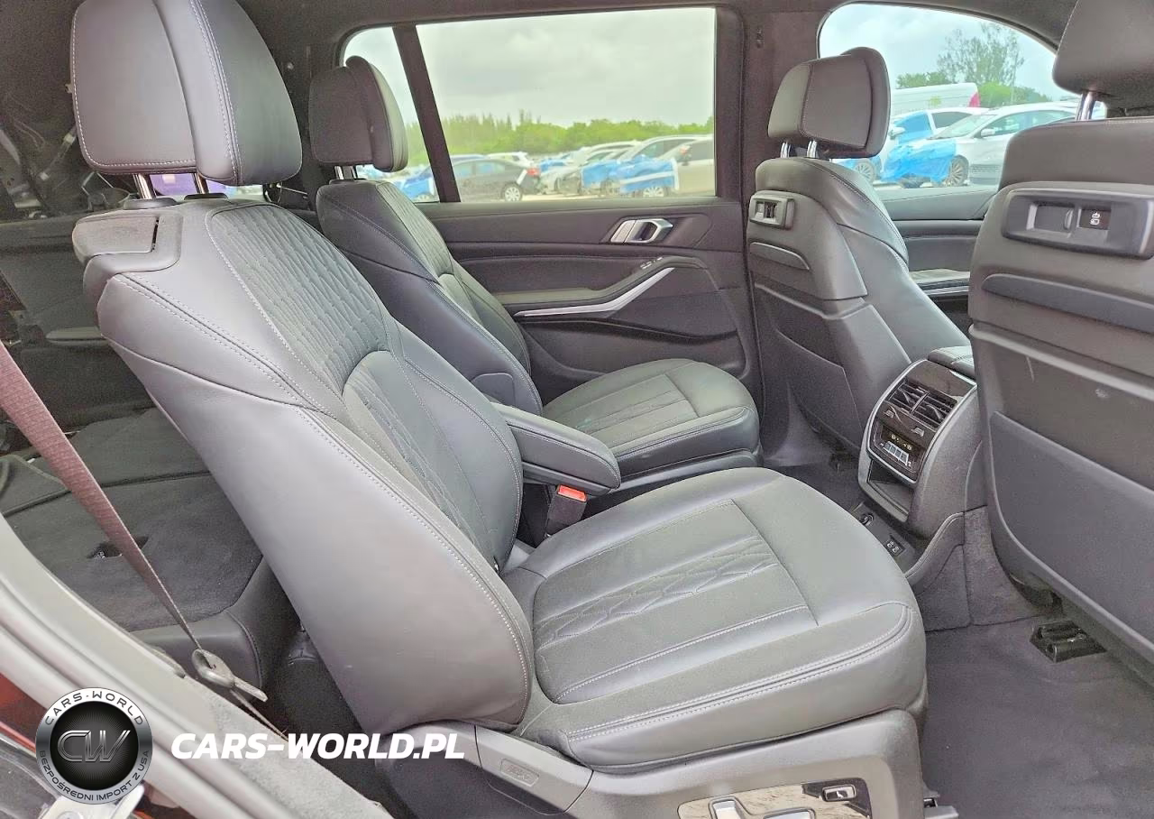 2022 BMW X7 xDrive40I VIN:5UXCW2C05N9J59746 - 11