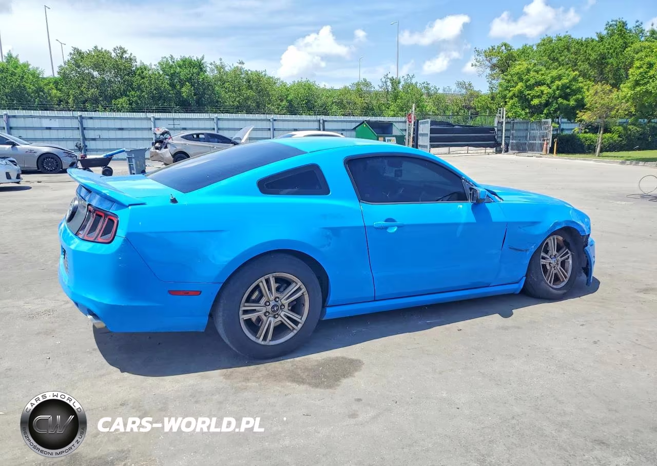 2013 Ford Mustang VIN:1ZVBP8AM4D5241134 - 3