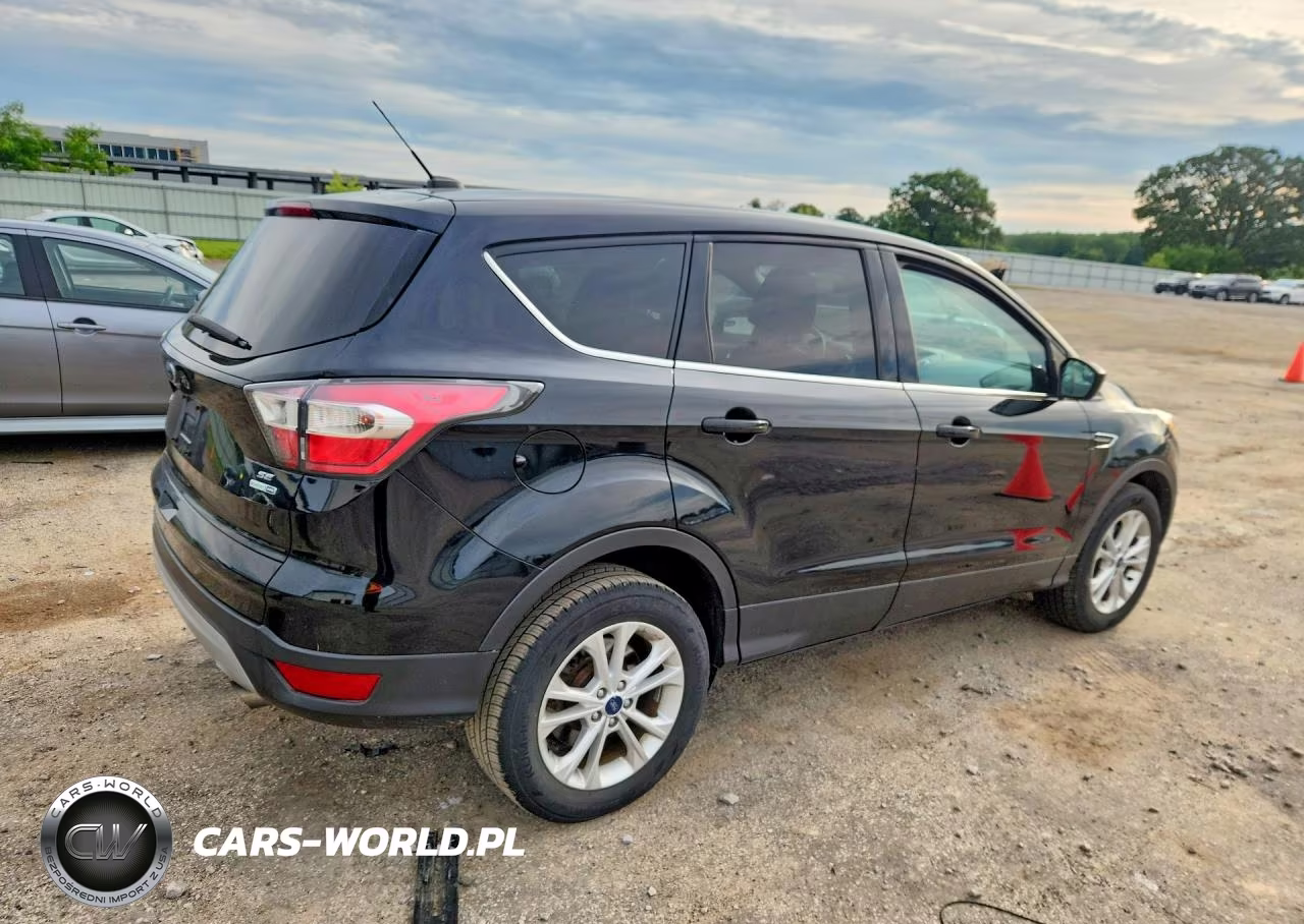 2017 Ford Escape Se VIN:1FMCU9G97HUA83470 - 3