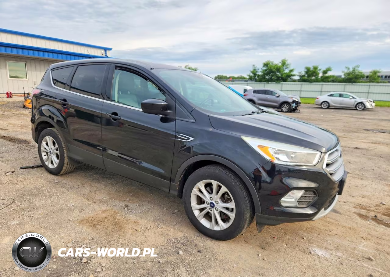 2017 Ford Escape Se VIN:1FMCU9G97HUA83470 - 4