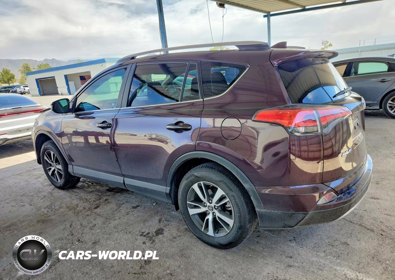 2018 Toyota Rav4 Xle VIN:2T3WFREV9JW444041 - 2