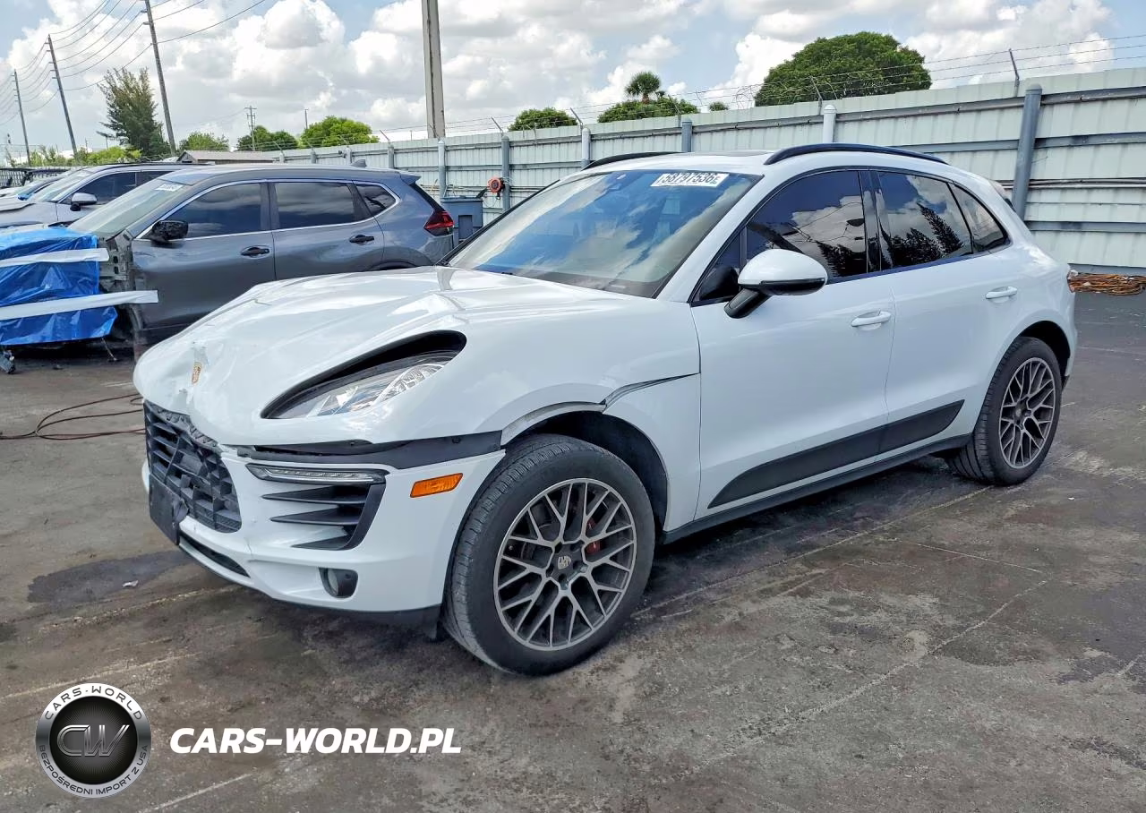 2017 Pors Macan