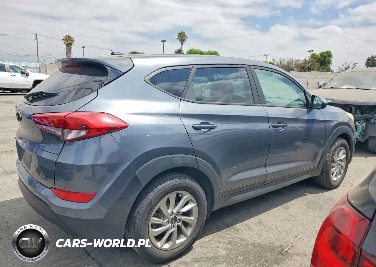 2017 Hyundai Tucson Se VIN:KM8J23A47HU396252 - 3