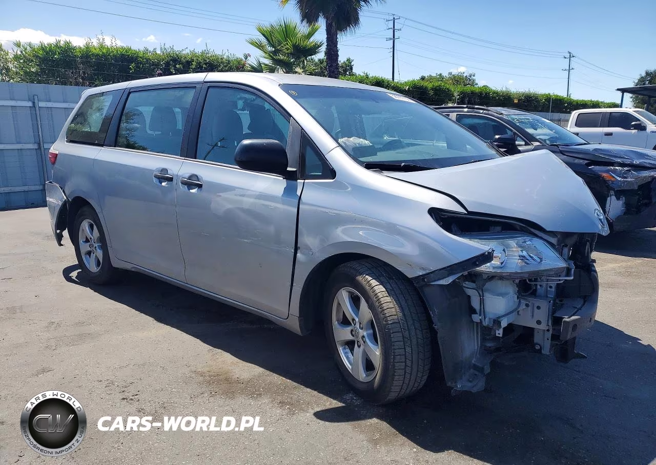 2016 Toyota Sienna L 7-Passenger VIN:5TDZK3DC3GS698201 - 4