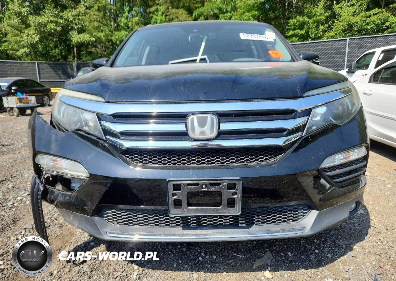 2017 Honda Pilot Touring VIN:5FNYF6H99HB065241 - 5