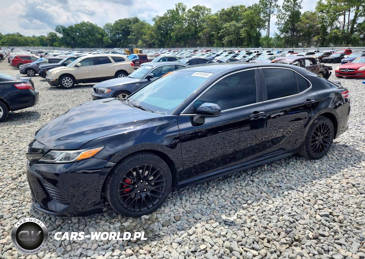 2020 Toyota Camry Se
