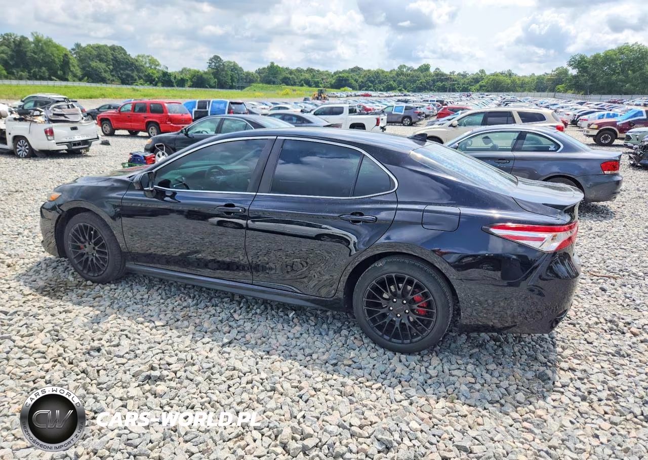 2020 Toyota Camry Se VIN:4T1G11AK3LU877057 - 2