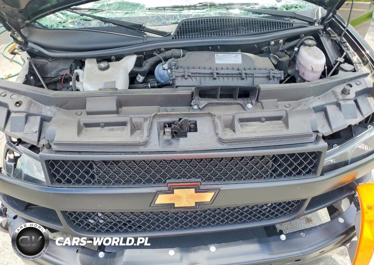 2024 Chevrolet Express G2500 VIN:1GCWGAFP4R1261221 - 12