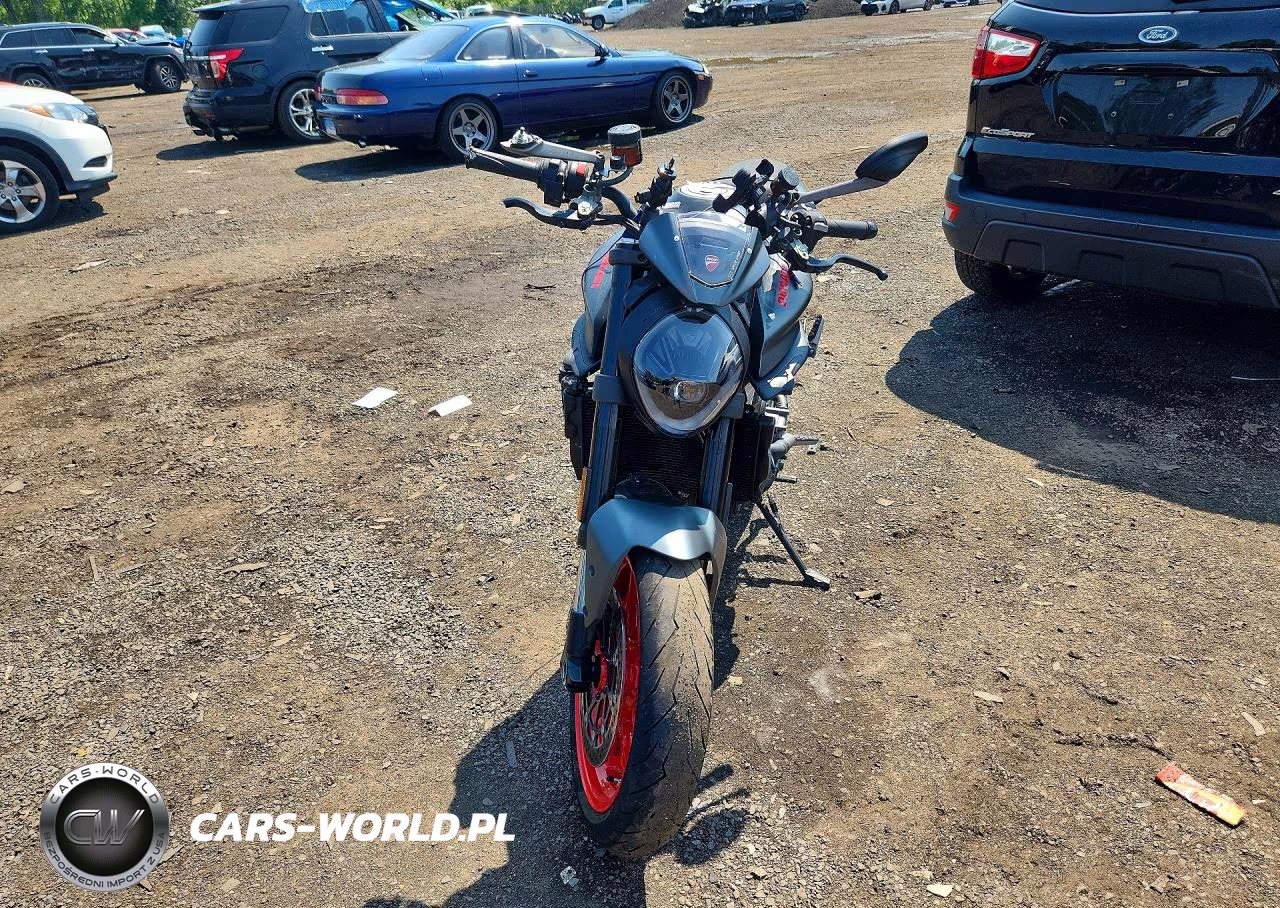 2023 Ducati Monster VIN:ZDMMAMDT8PB008201 - 2