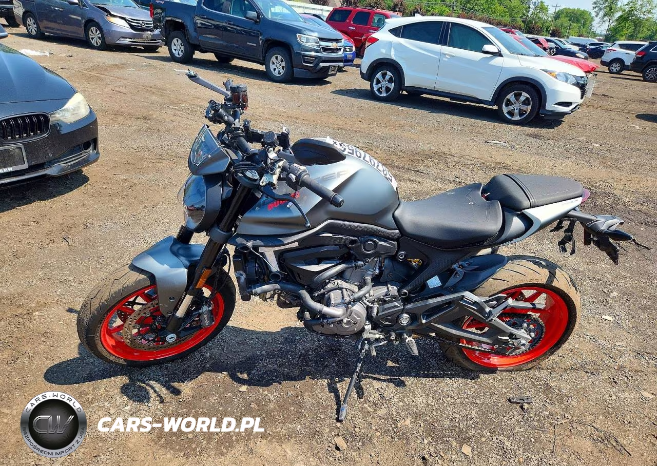 2023 Ducati Monster VIN:ZDMMAMDT8PB008201 - 3