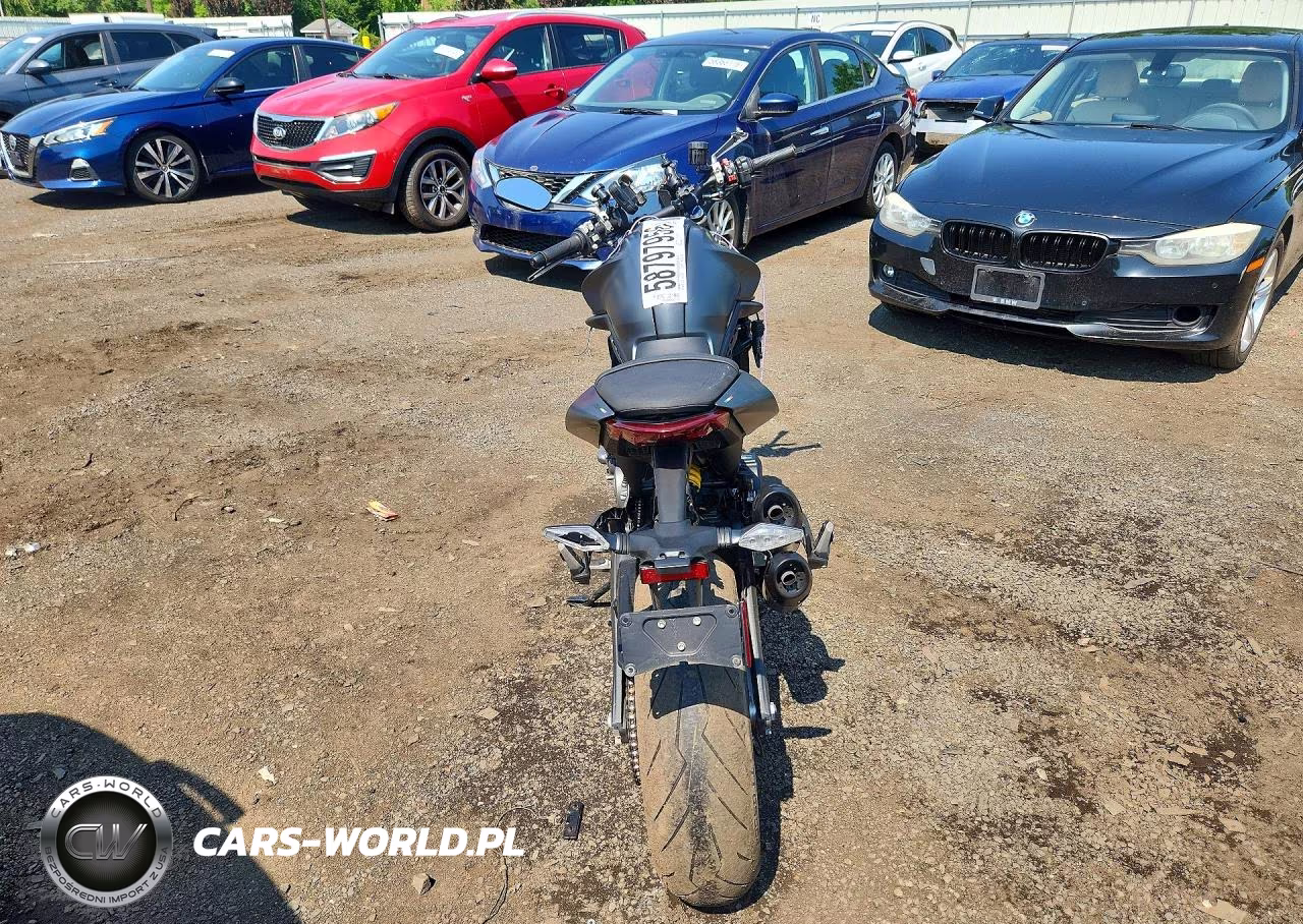 2023 Ducati Monster VIN:ZDMMAMDT8PB008201 - 4