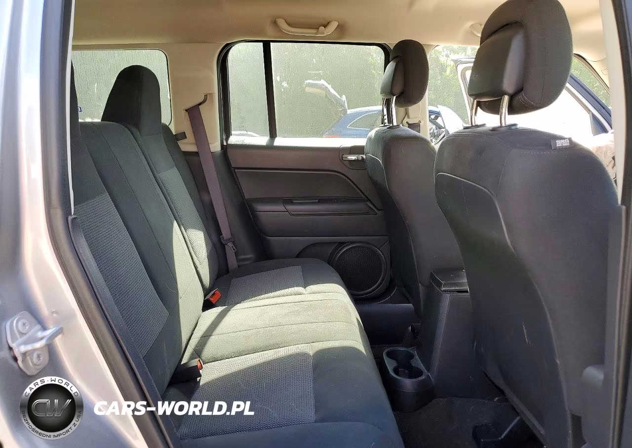 2017 Jeep Patriot Sport VIN:1C4NJPBB6HD141556 - 11