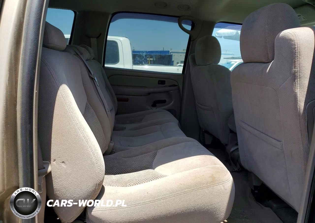 2006 Chevrolet Suburban K2500 VIN:3GNGK26G06G130705 - 11