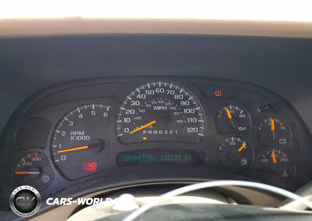 2006 Chevrolet Suburban K2500 VIN:3GNGK26G06G130705 - 9