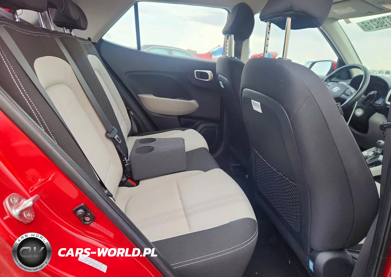 2021 Hyundai Venue Sel VIN:KMHRC8A36MU071414 - 10