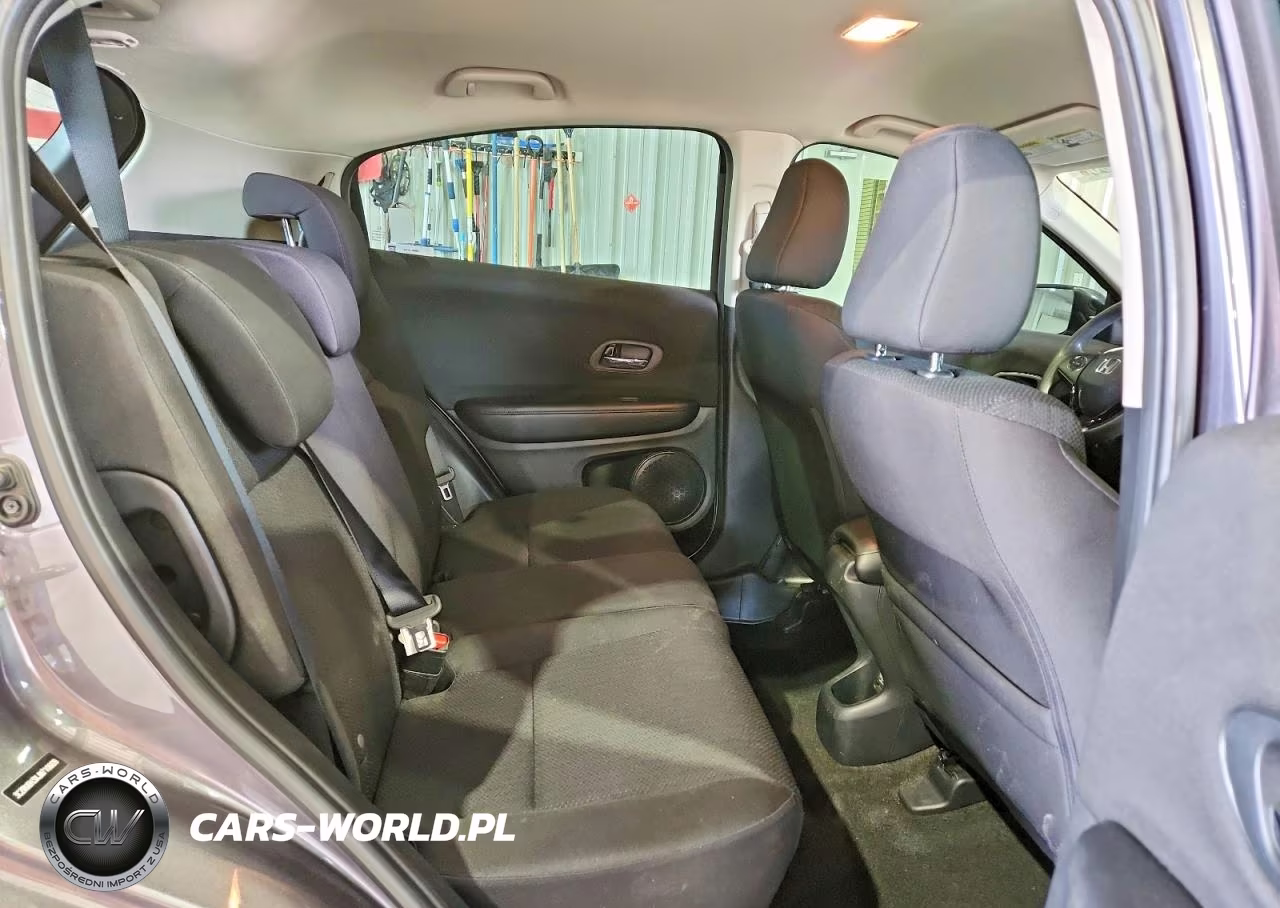 2018 Honda Hr-V Lx VIN:3CZRU6H3XJM710609 - 11