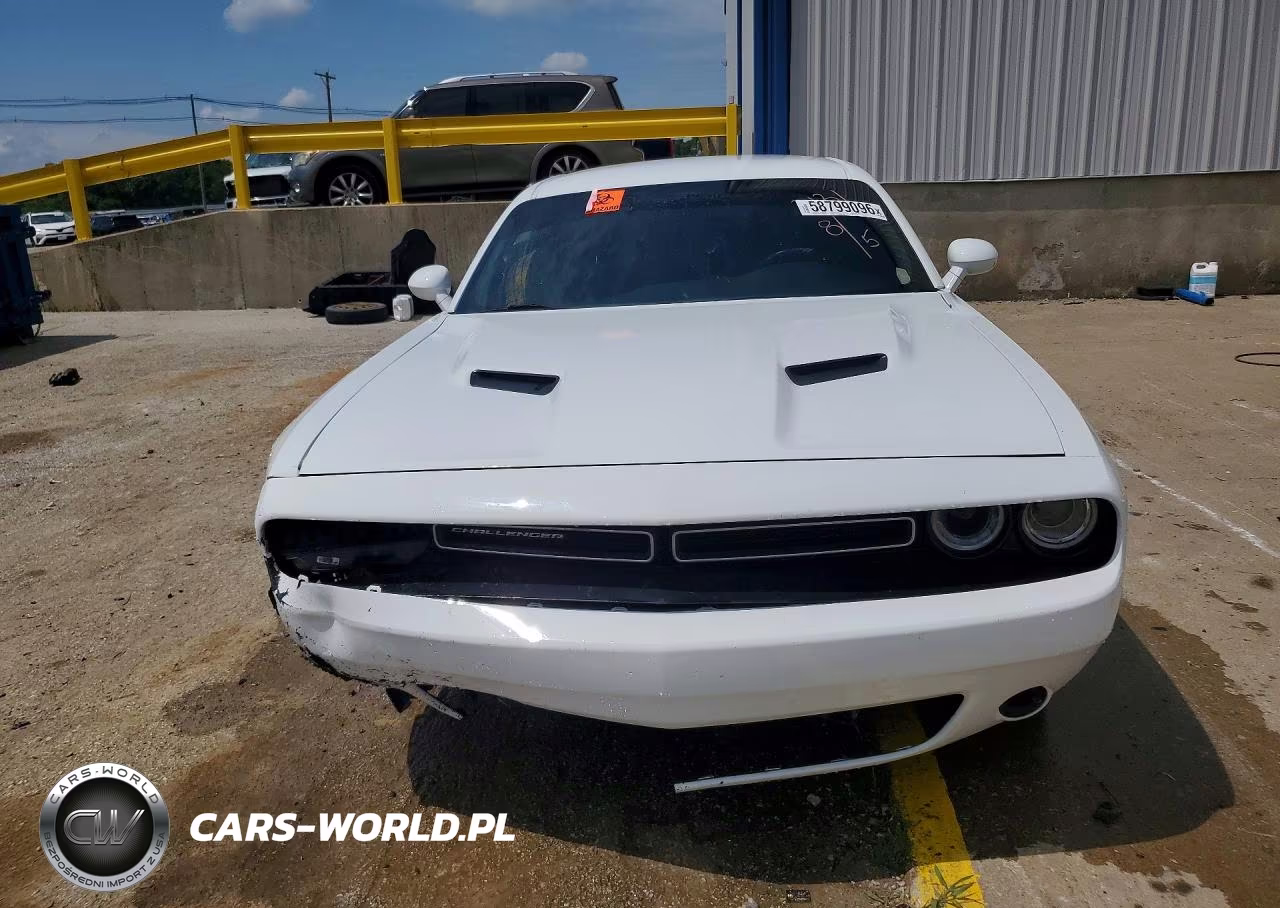 2015 Dodge Challenger Sxt VIN:2C3CDZAG6FH913131 - 5