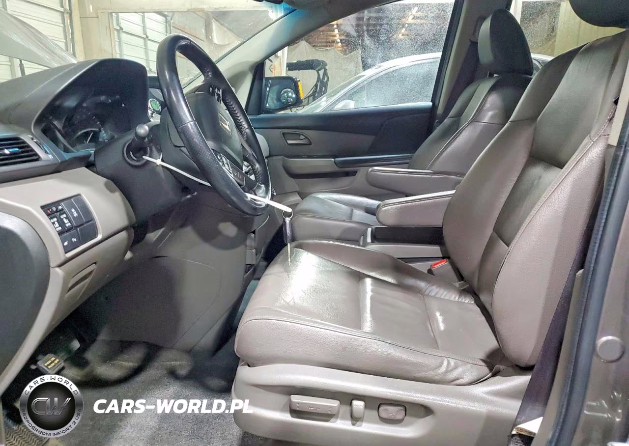 2012 Honda Odyssey Touring VIN:5FNRL5H97CB027622 - 7