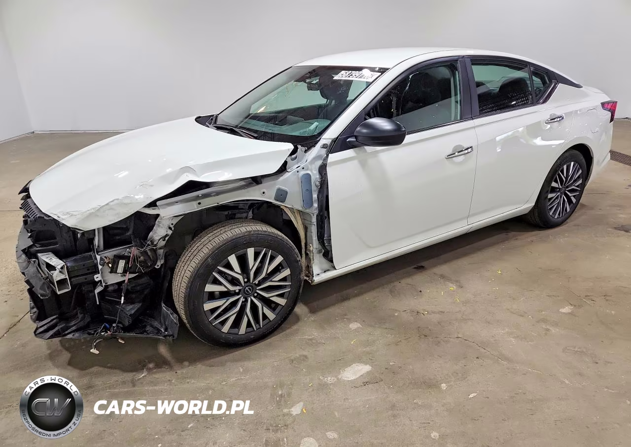 2025 Nissan Altima Sv – zdjęcie 1 z 12