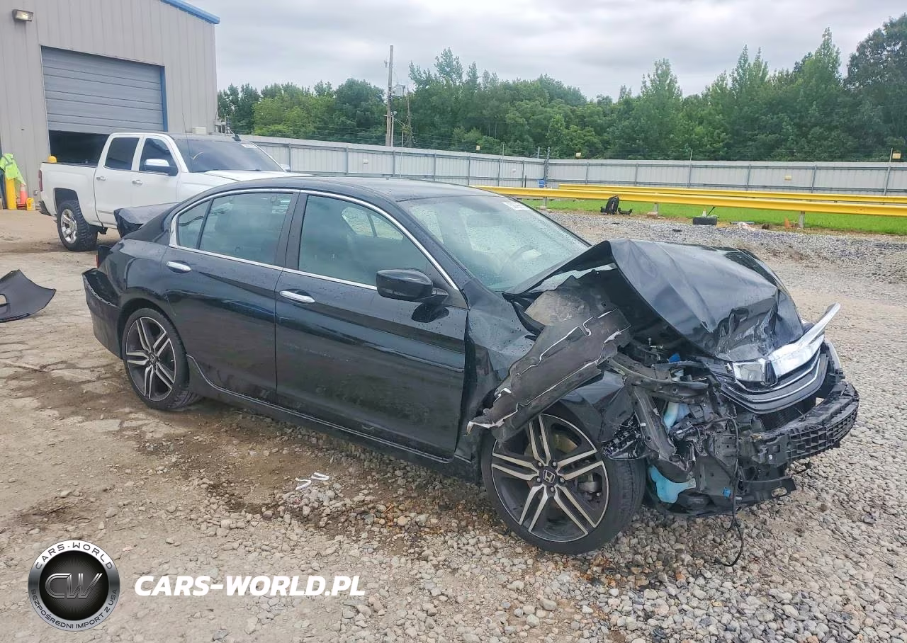 2017 Honda Accord Sport VIN:1HGCR2F53HA165307 - 4