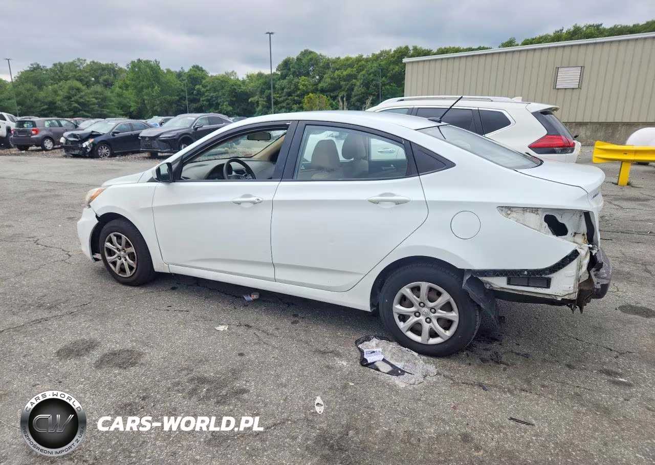 2013 Hyun Accent VIN:KMHCT4AE2DU480932 - 2