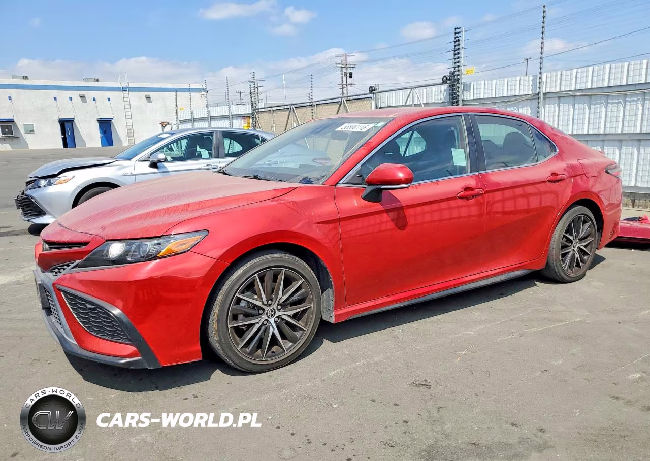 2022 Toyota Camry Se – zdjęcie 1 z 13