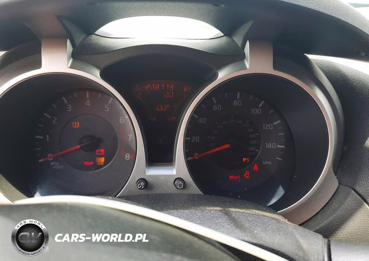 2011 Nissan Juke S VIN:JN8AF5MR7BT010426 - 9