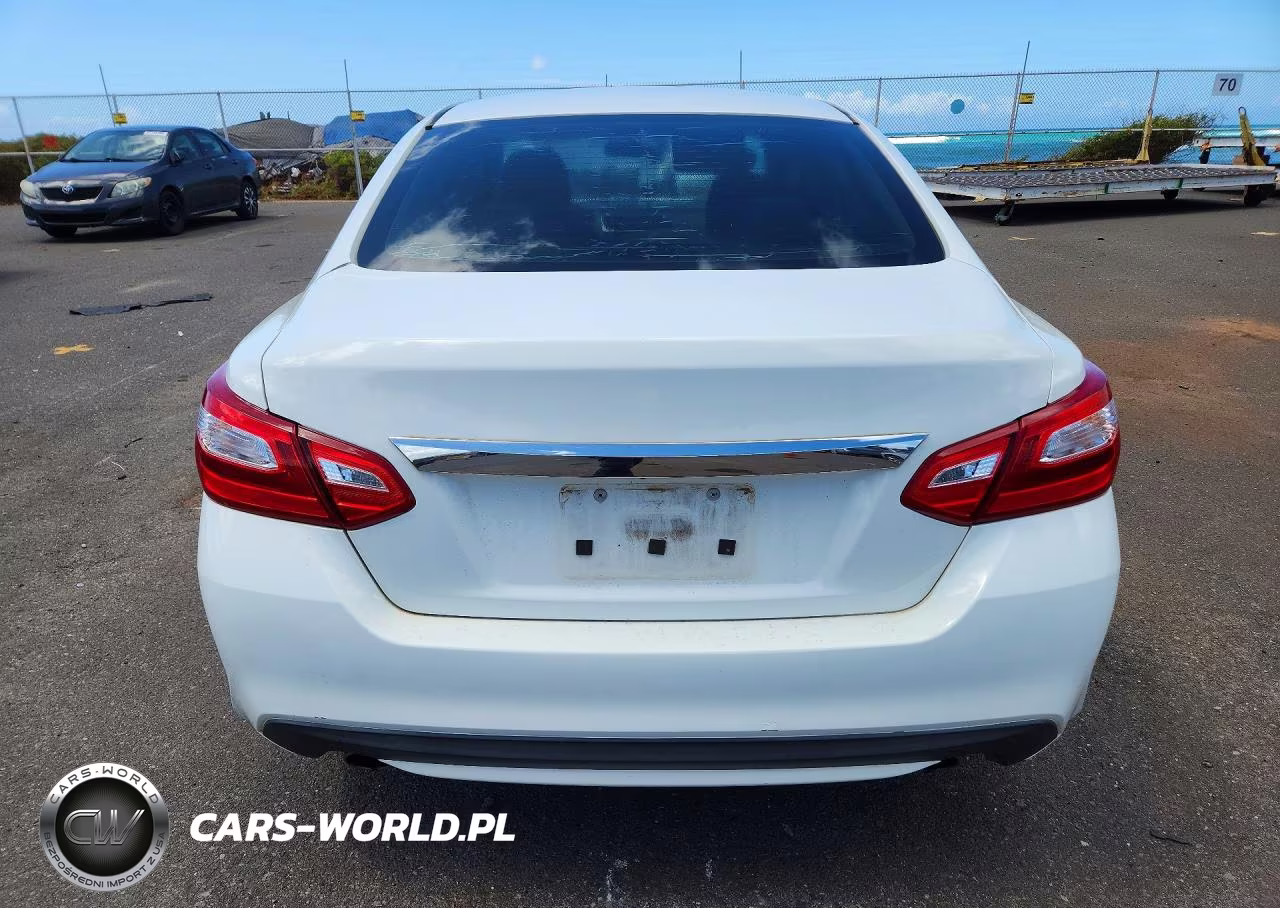 2017 Nissan Altima 2.5 S VIN:1N4AL3AP8HN344673 - 6