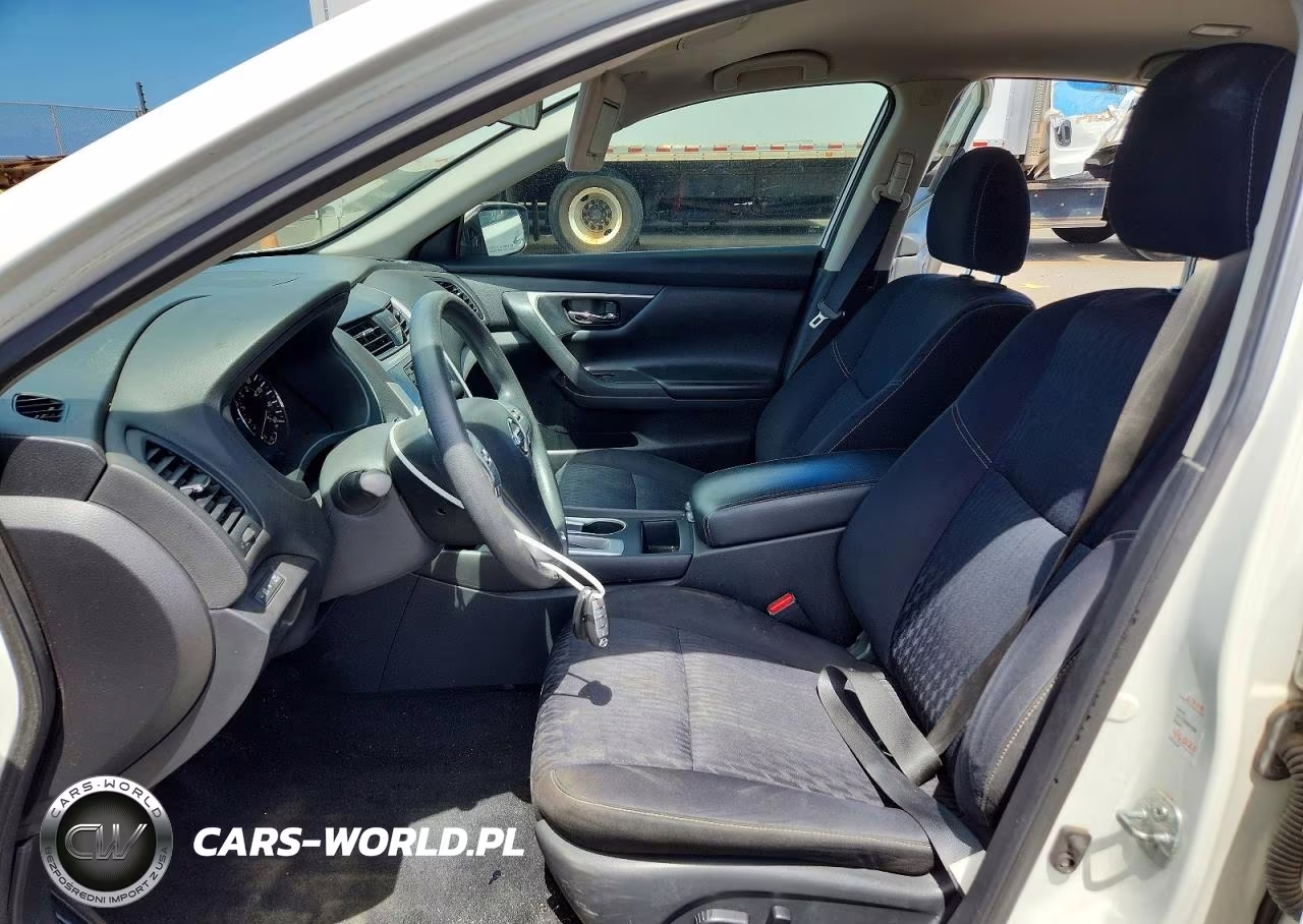 2017 Nissan Altima 2.5 S VIN:1N4AL3AP8HN344673 - 7