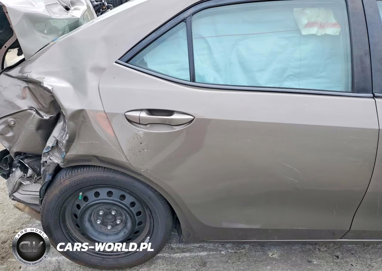 2017 Toyota Corolla Le VIN:2T1BURHE7HC927550 - 10