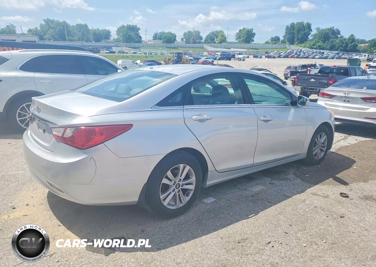 2013 Hyundai Sonata Gls VIN:5NPEB4AC8DH793363 - 3