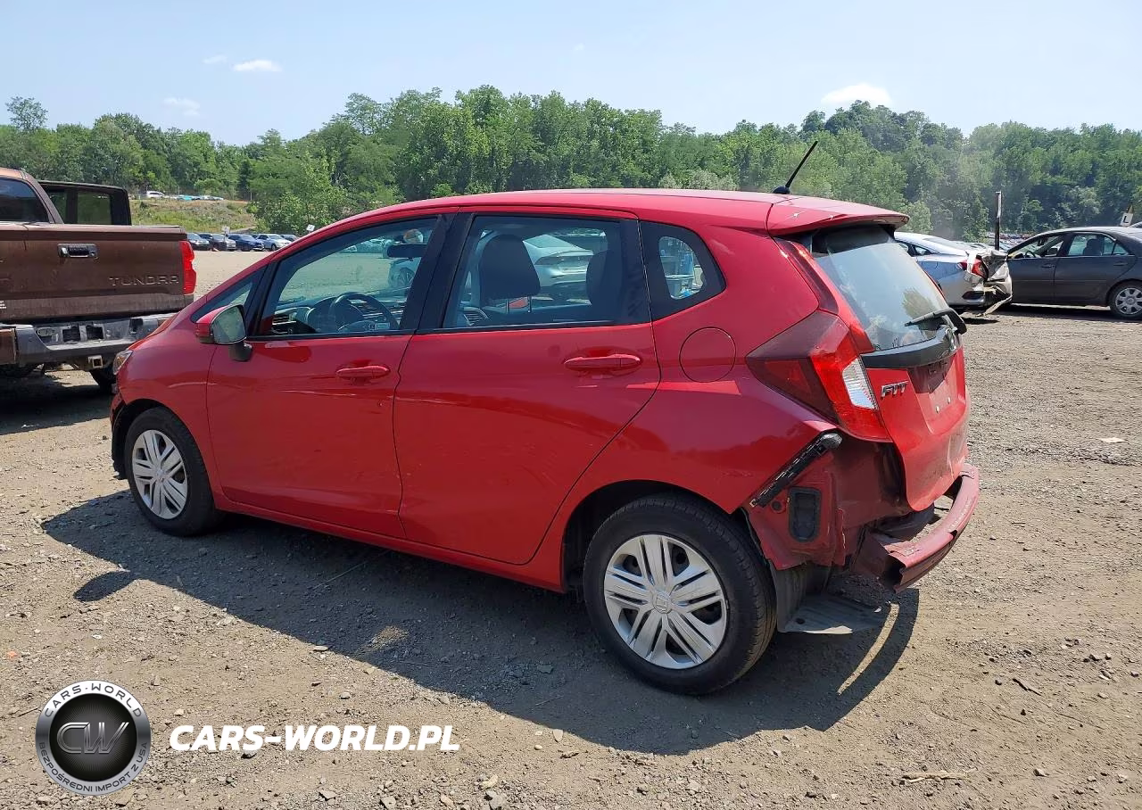 2019 Honda Fit Lx VIN:3HGGK5H45KM738584 - 2