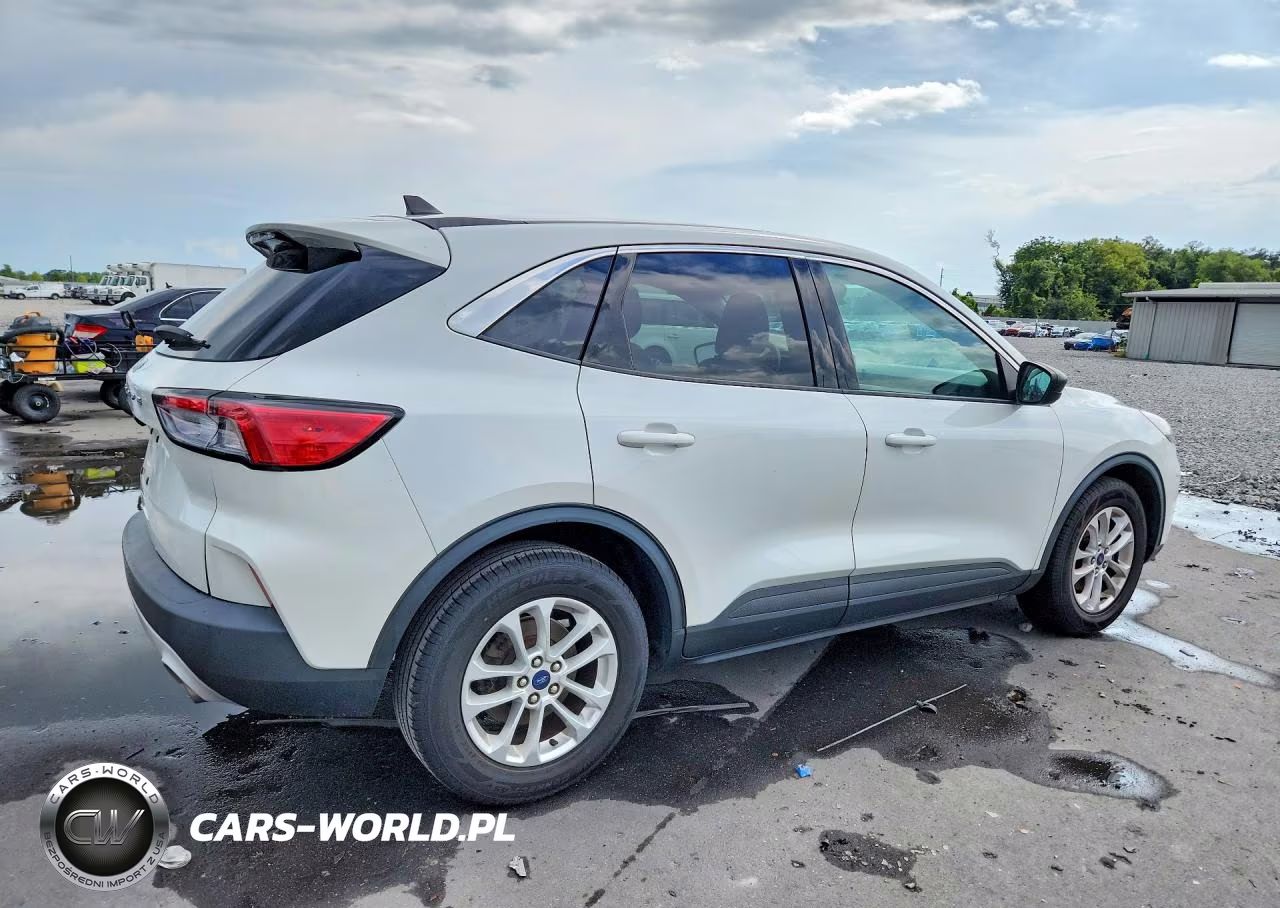 2022 Ford Escape Se VIN:1FMCU0G60NUB65280 - 3