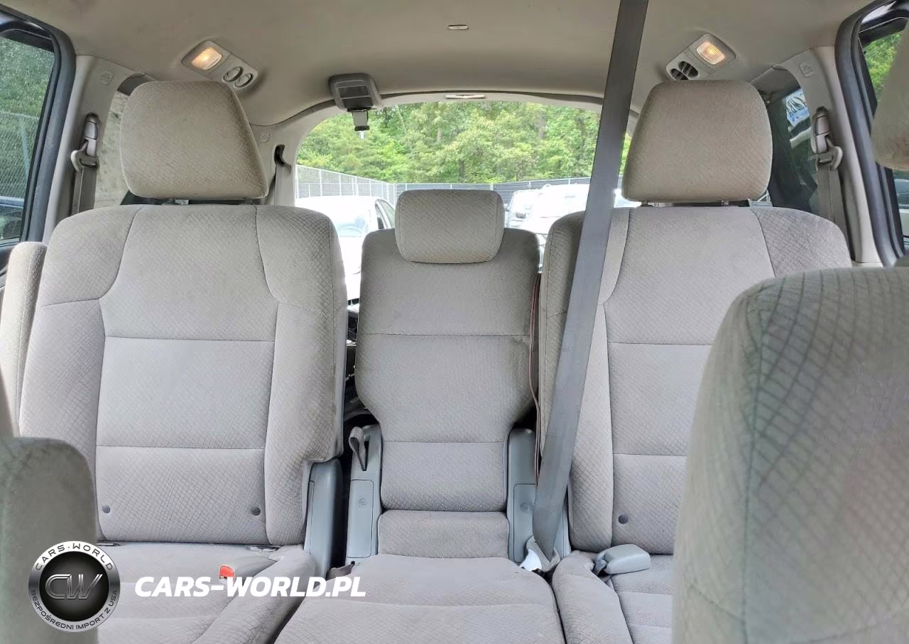 2017 Honda Odyssey Se VIN:5FNRL5H36HB005646 - 10