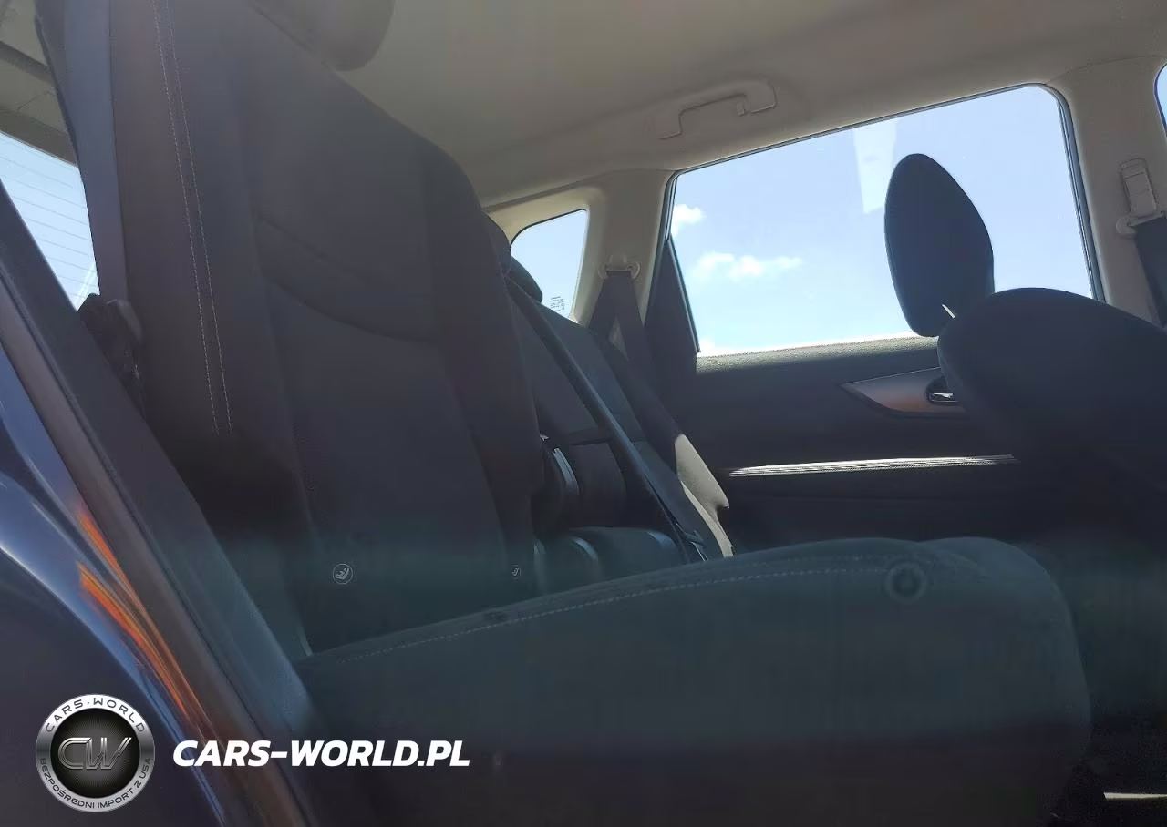 2016 Nissan Rogue S VIN:JN8AT2MT9GW022294 - 11