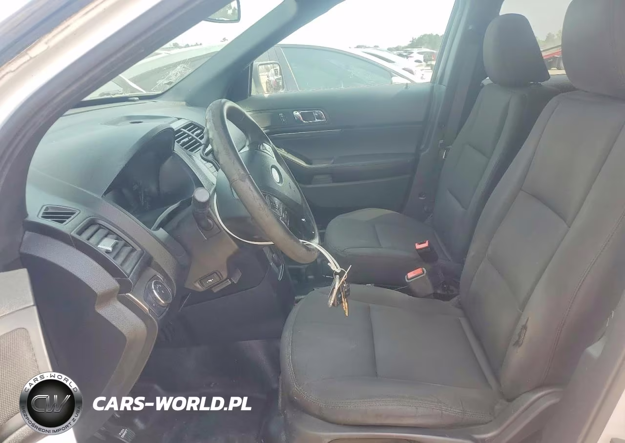 2019 Ford Explorer Police Interceptor VIN:1FM5K8AR2KGB55425 - 7