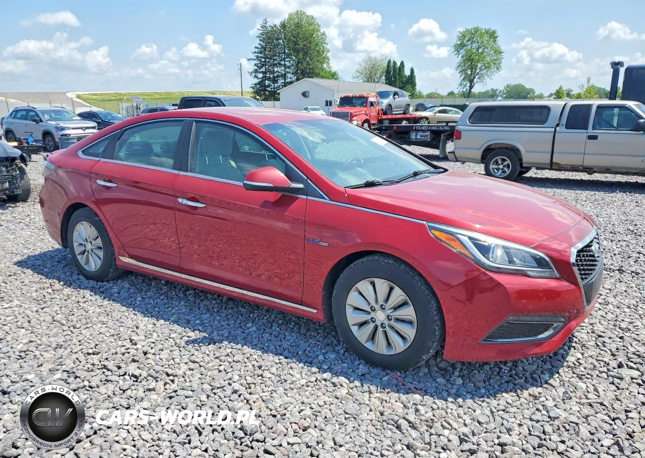 2016 Hyundai Sonata Hybrid Se VIN:KMHE24L19GA016581 - 4