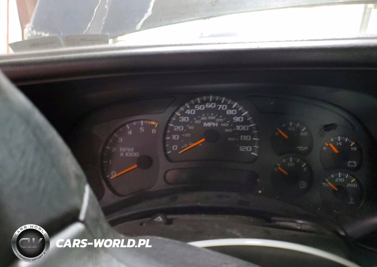 2003 Chevrolet Silverado K1500 VIN:2GCEK19T931184818 - 9