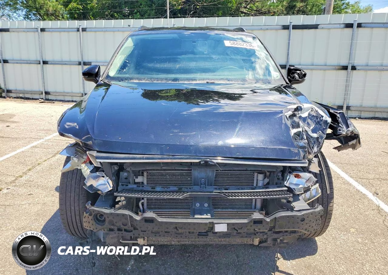 2018 Volkswagen Tiguan S VIN:3VV0B7AX4JM017026 - 5