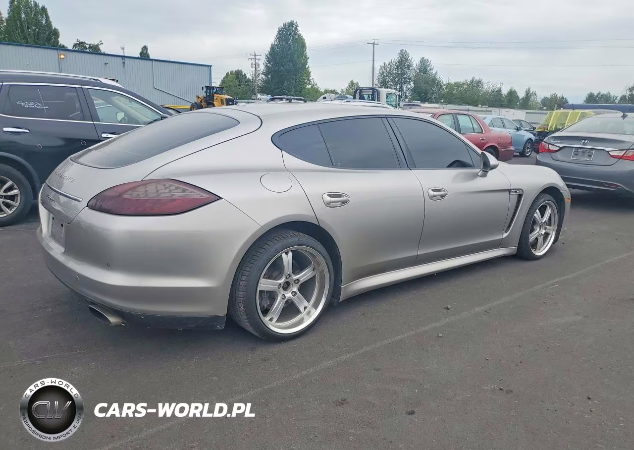2011 Porsche Panamera 2 VIN:WP0AA2A75BL011151 - 3