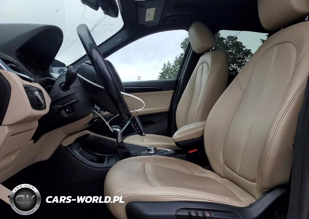 2018 BMW X1 Sdrive28I VIN:WBXHU7C33J3H43750 - 7