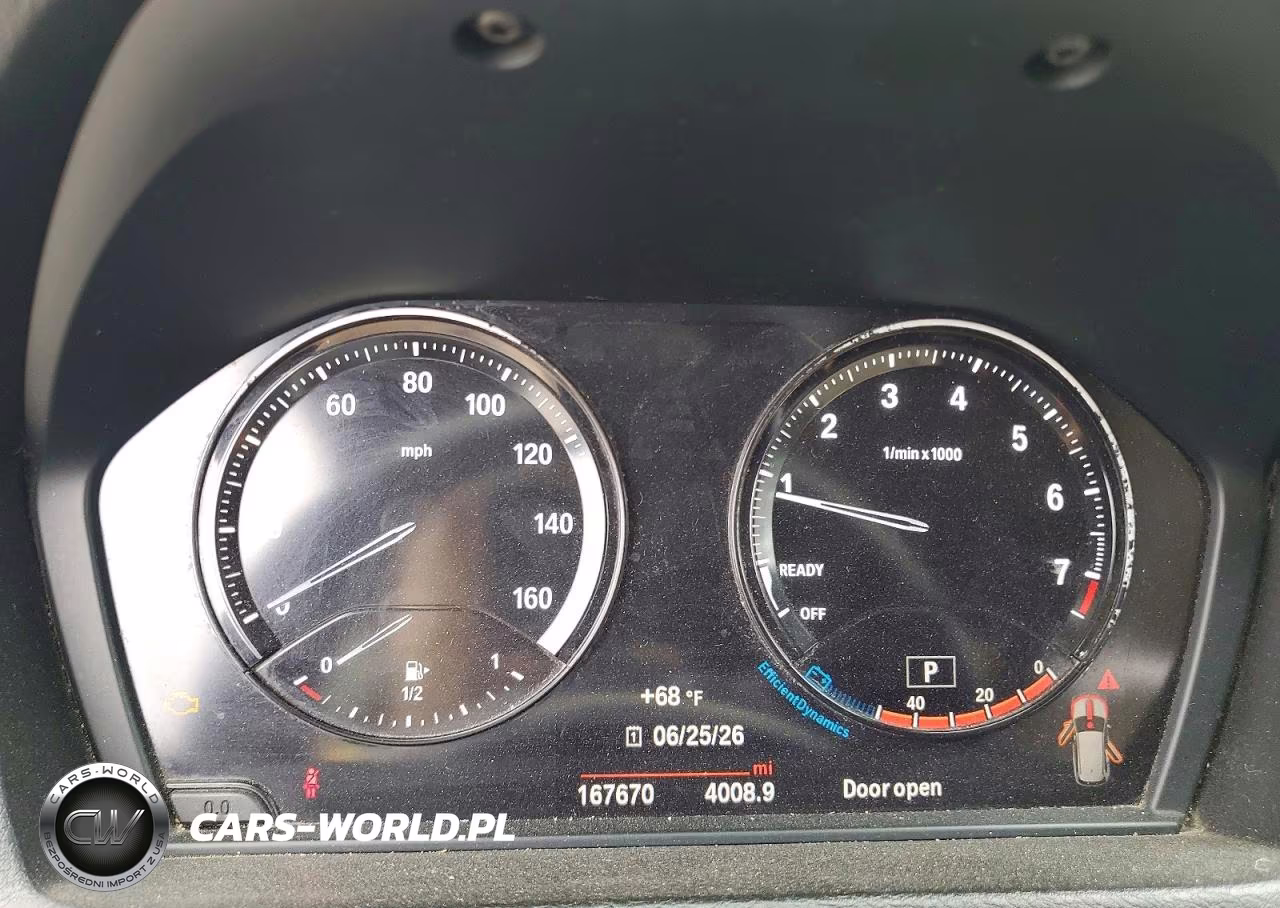 2018 BMW X1 Sdrive28I VIN:WBXHU7C33J3H43750 - 9