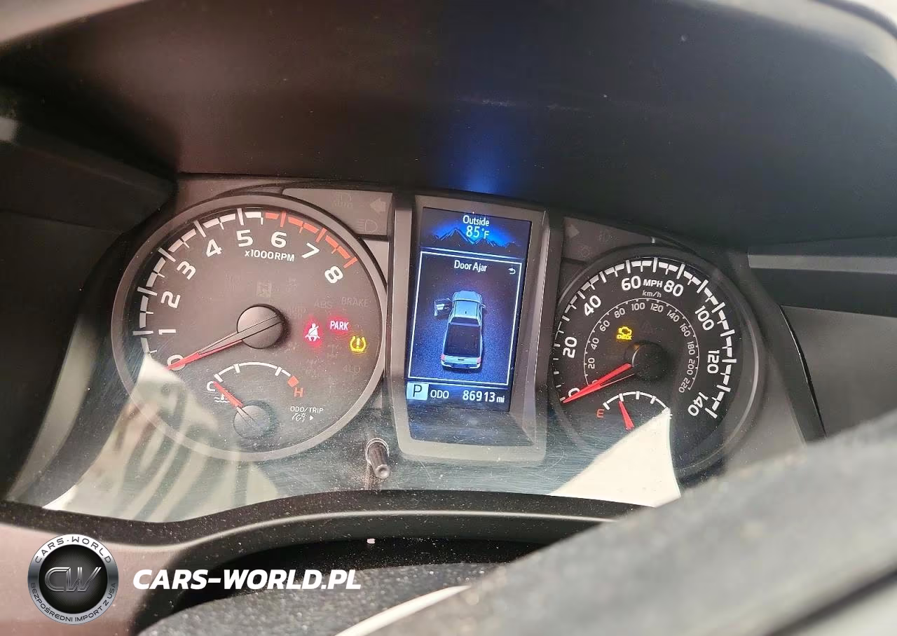 2019 Toyota Tacoma Sr VIN:5TFSX5EN7KX064682 - 9