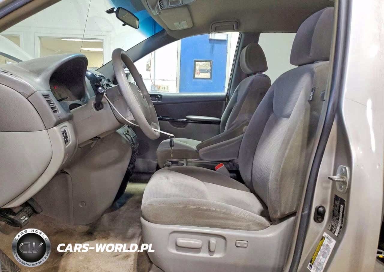 2005 Toyota Sienna Le 7 Passenger VIN:5TDZA23C85S327160 - 7